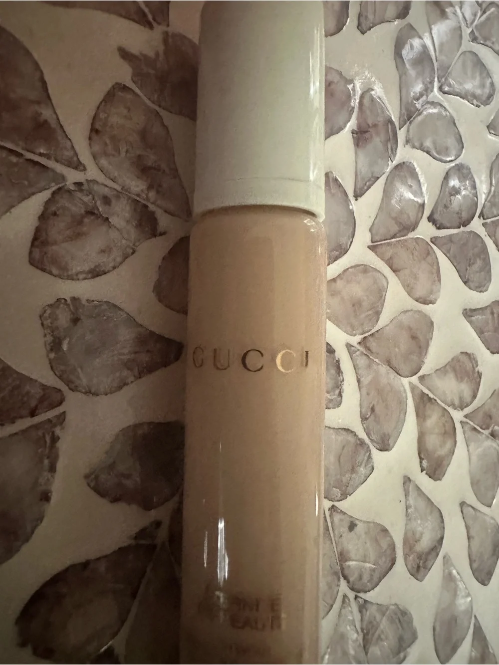 Gucci Lightweight Liquid Foundation - shade 132W 15ml mini